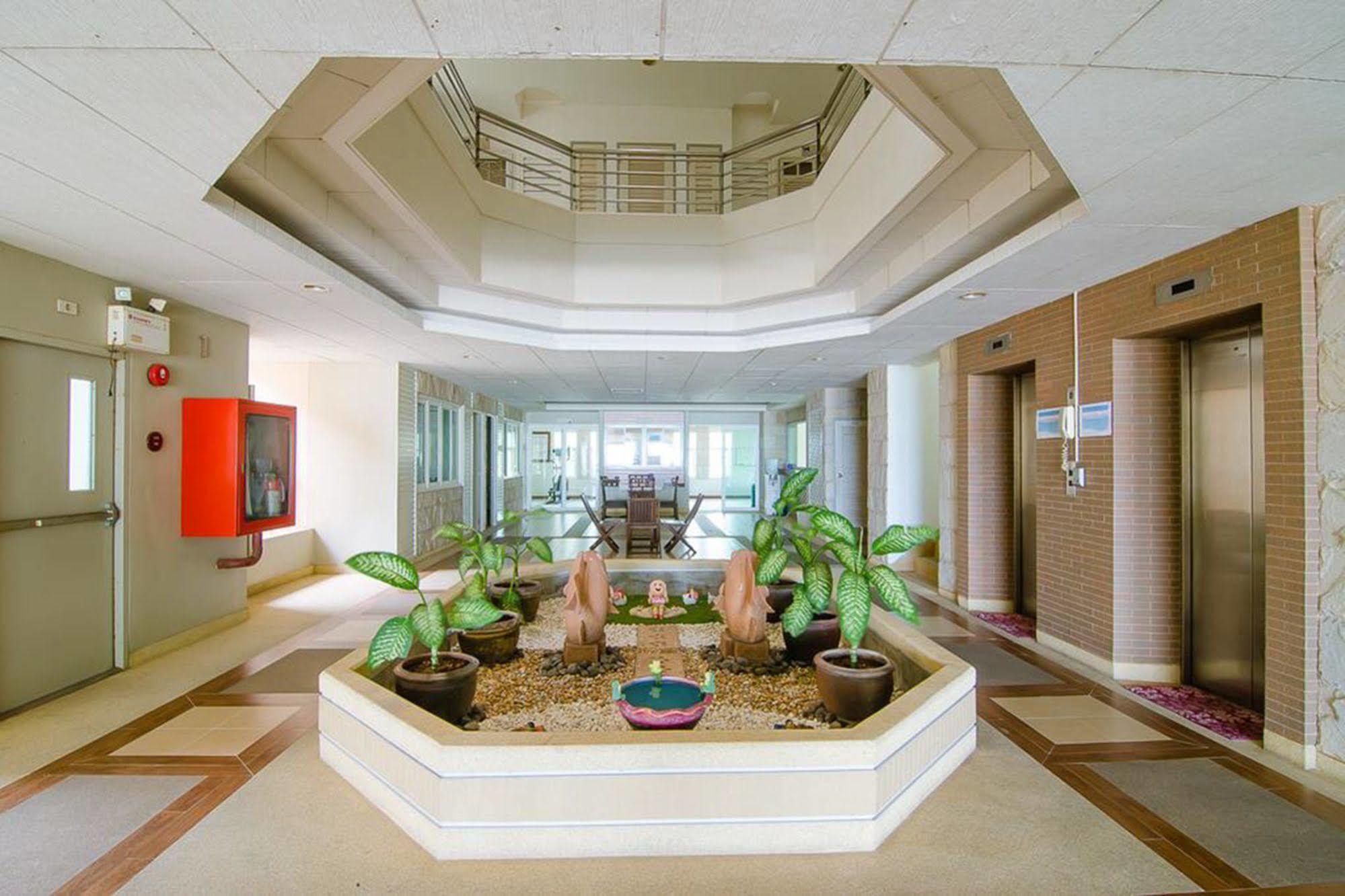 Baan Hansa Service Apartment Cha-Am Luaran gambar